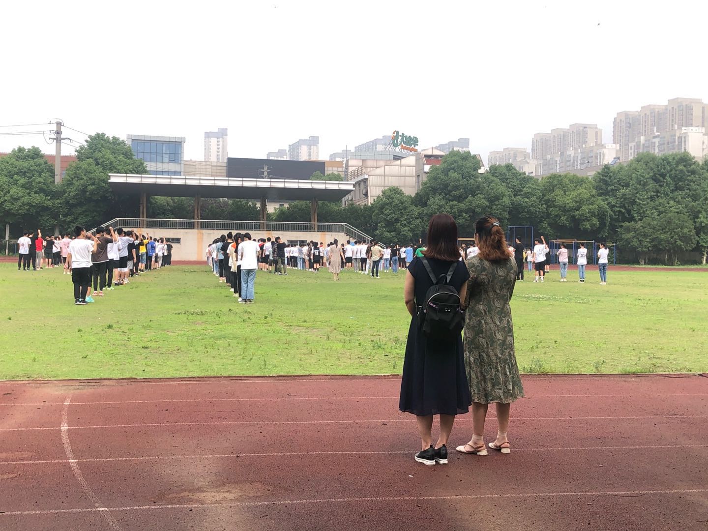 https://wxltsy.wxlxjy.com/contents/sitefiles2024/10123963/images/16084330.jpg